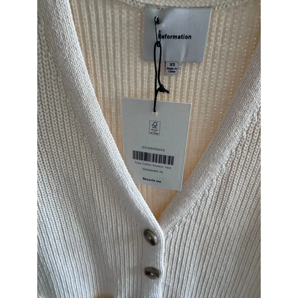 Reformation Sweater vest - Picture 2 of 5